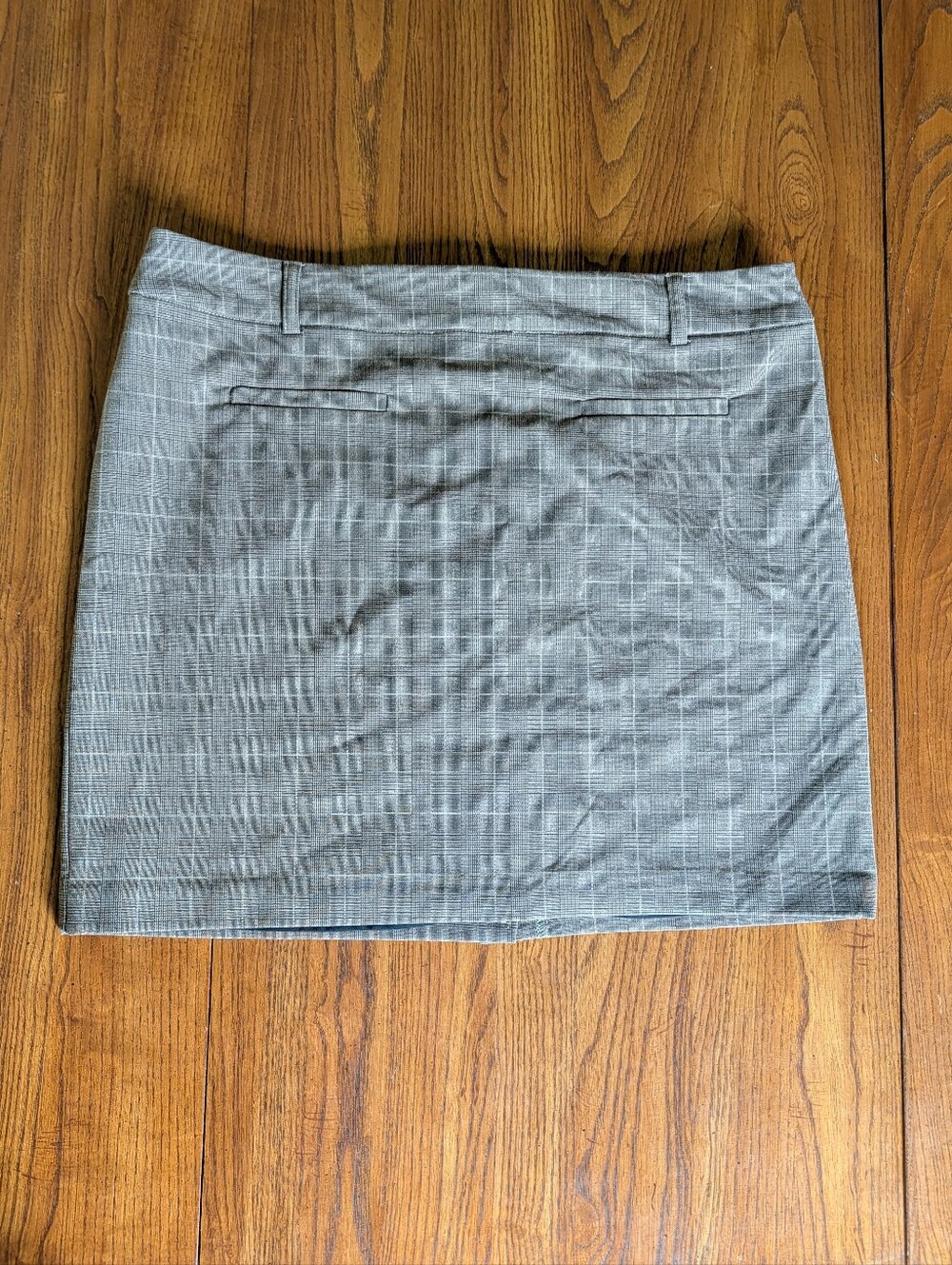 Classic Gray Plaid Pencil Skirt